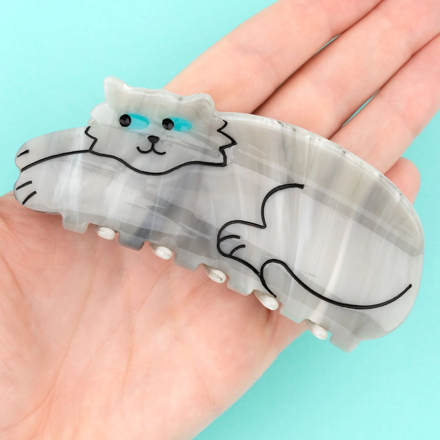 Grey cat hair claw 🐈⬛