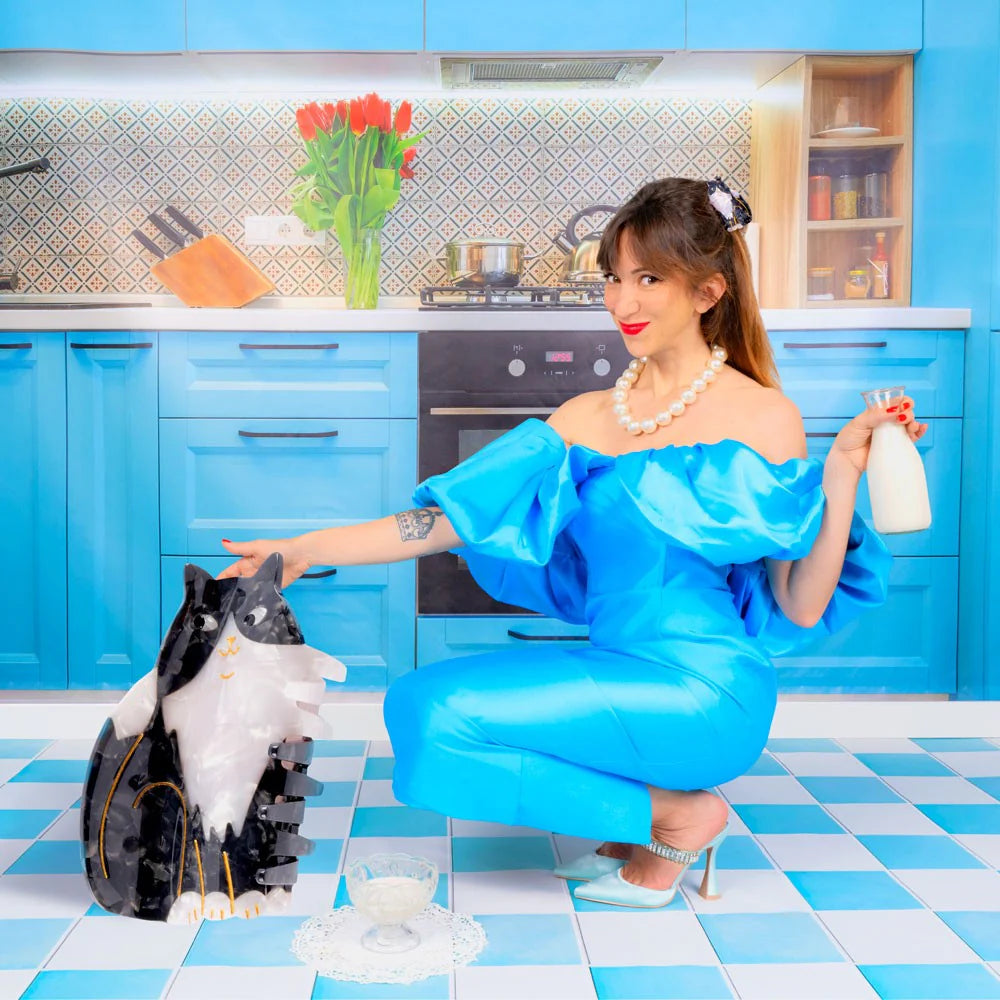 Black & white cat hair claw πββ¬