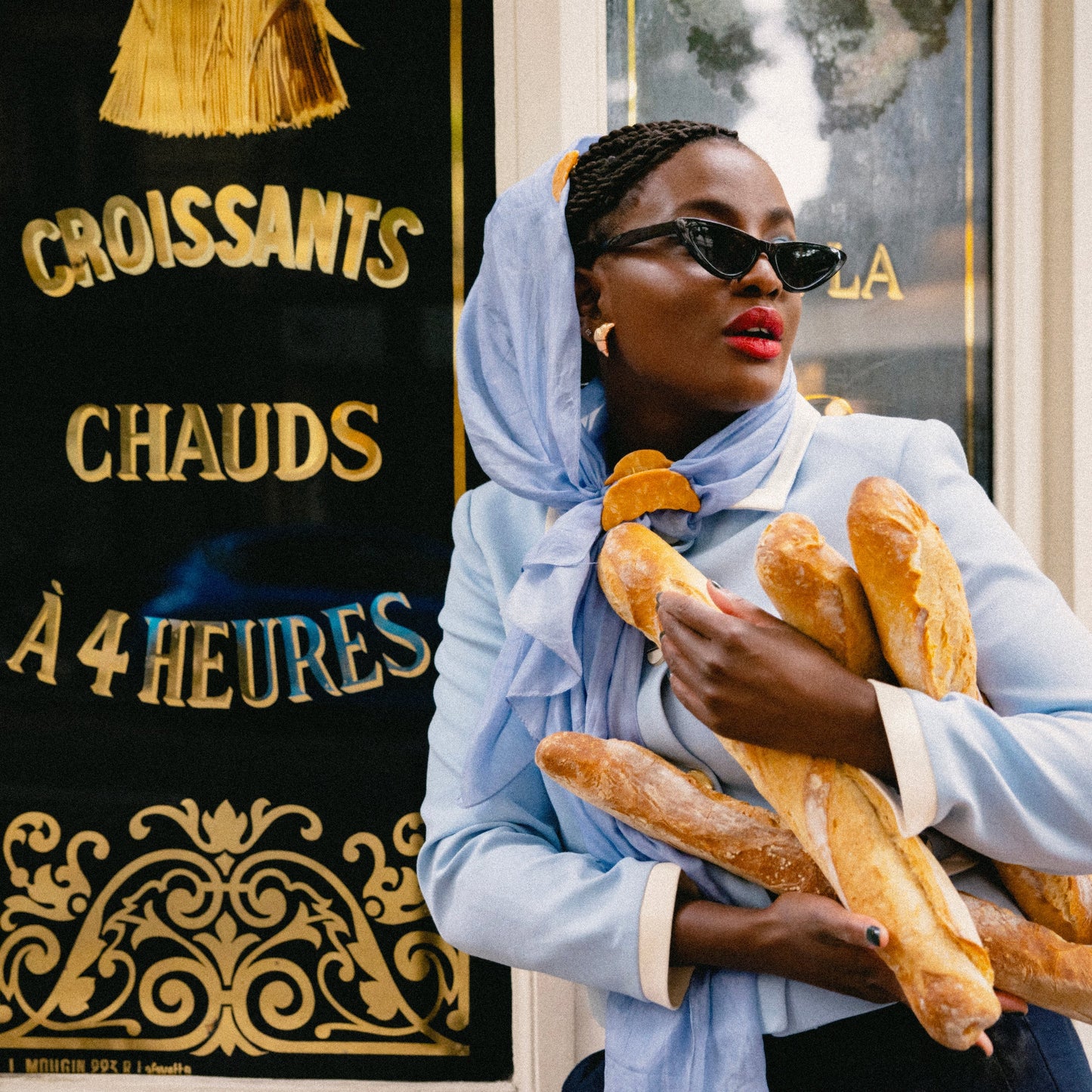 Croissant hair claw