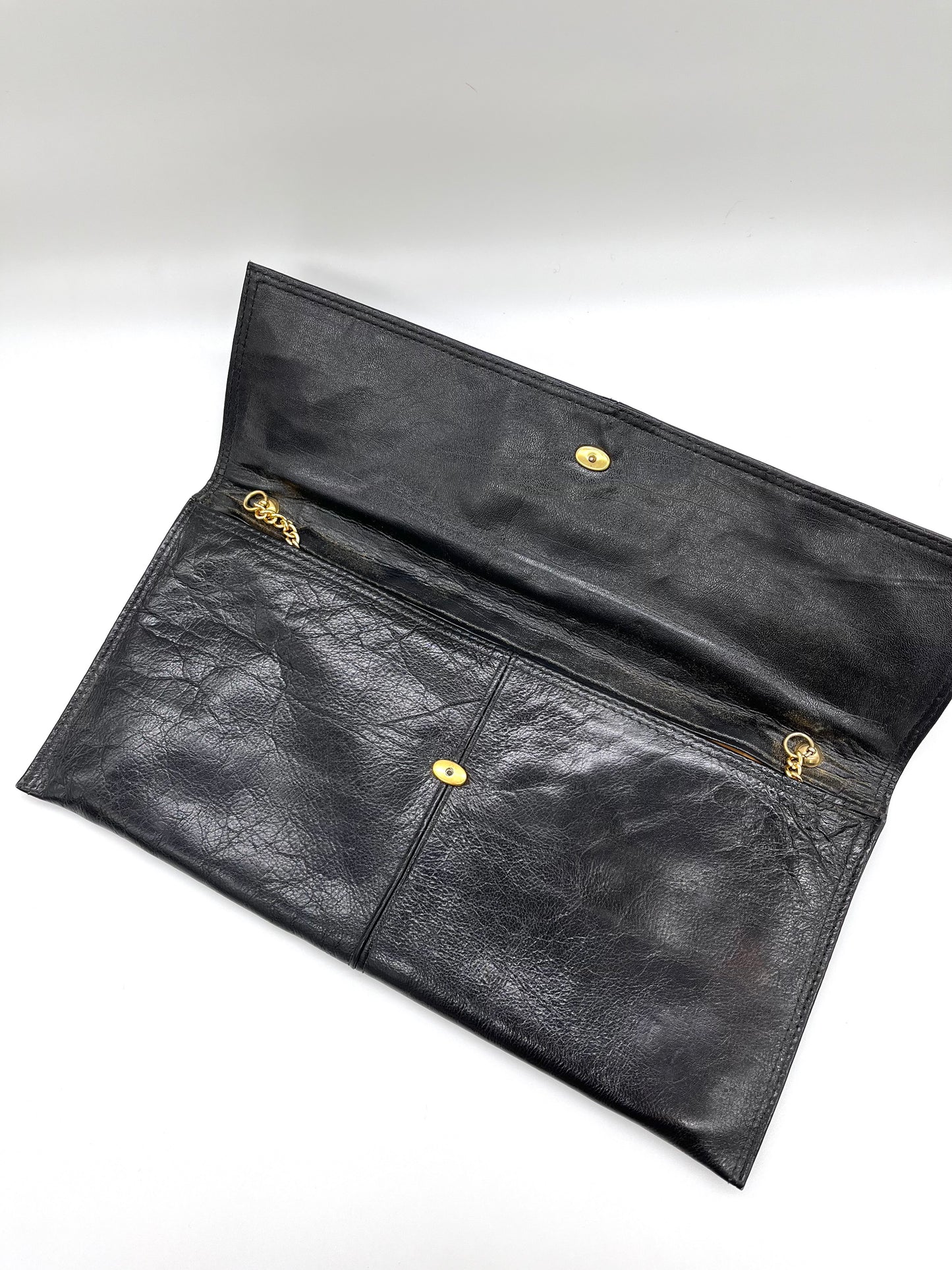 Vintage envelope leather bag