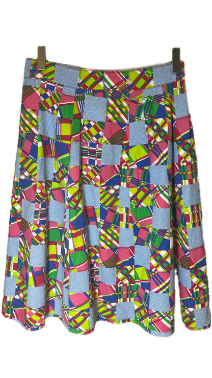 Patterned mid length skirt